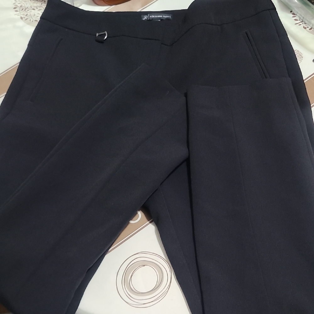 ADRIANNA PAPELL BLACK PANTS SIZE 4